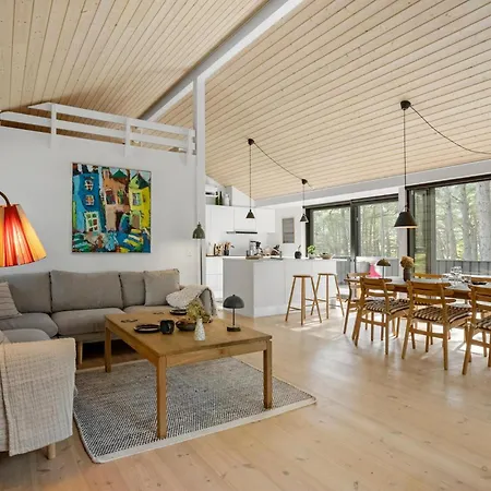 Дом отдыха Lovely In Nexo With Wifi