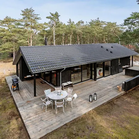 Lovely In Nexo With Wifi Holiday home Vester Somarken