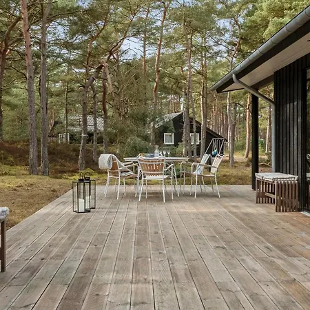 Lovely In Nexo With Wifi Дом отдыха Vester Somarken