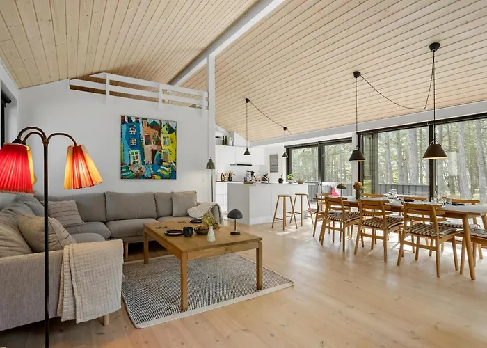 Дом отдыха Lovely In Nexo With Wifi