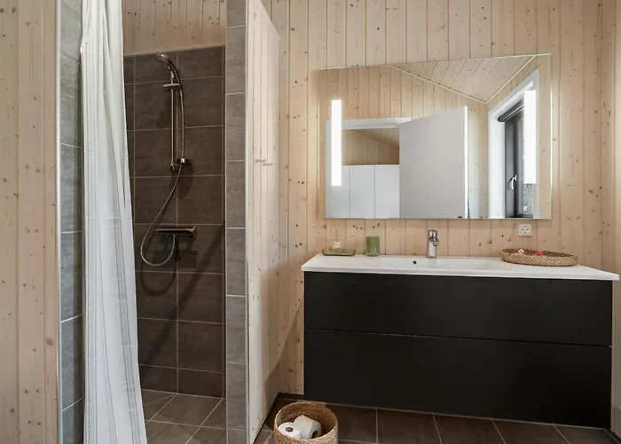 Lovely In Nexo With Wifi Дом отдыха